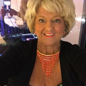 Meet your Posher, Pamela